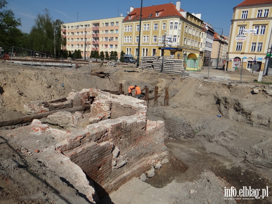Ratownicze badania archeologiczne na Placu Sowiaskim - maj 2013, fot. 13