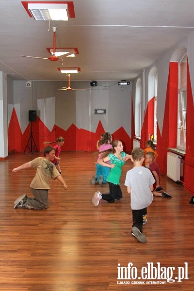 Sekcja hip-hopu dziecicego podczas treningu w Centrum Taca Cadmans, fot. 33