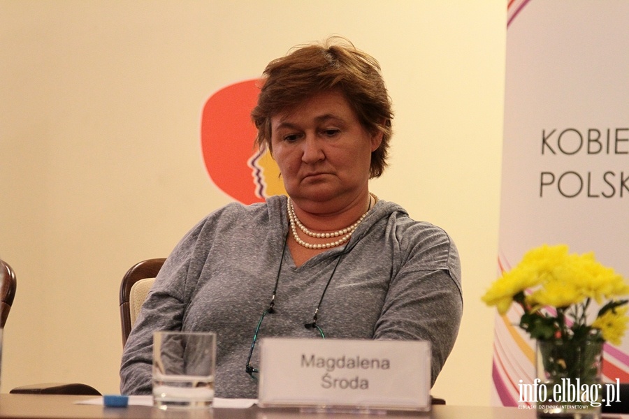Debata o rodzinie, godzeniu ról i solidarności kobiecej , fot. 6