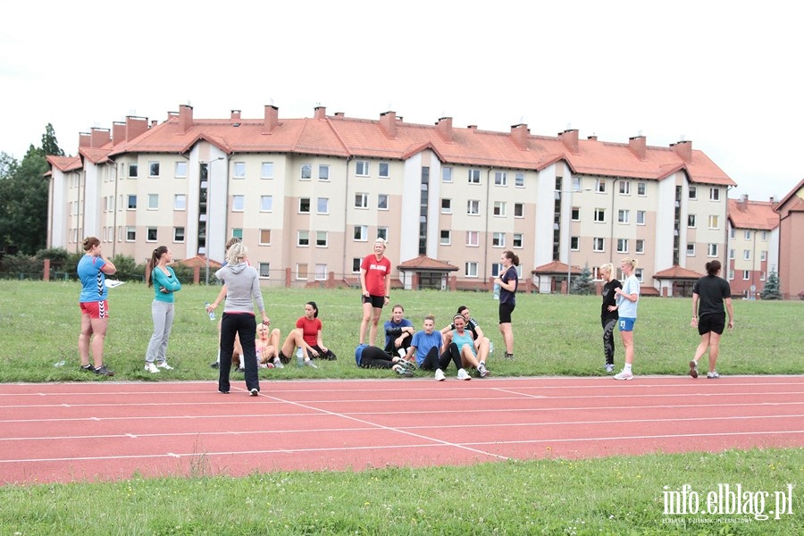 Przygotowania piłkarek Startu Elbląg, fot. 14