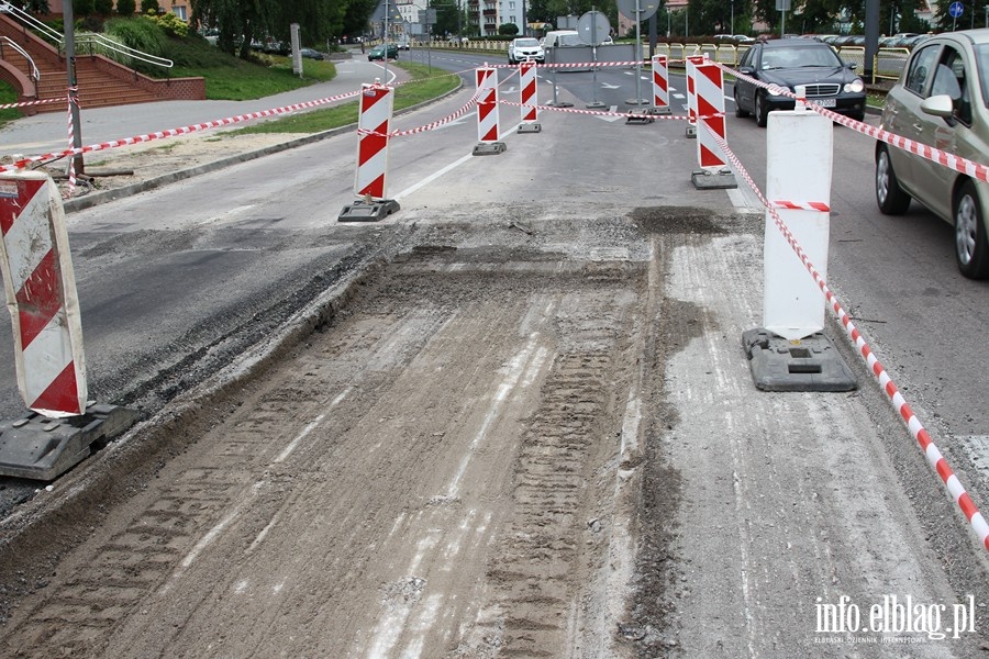 Reorganizacja ruchu na skrzyowaniu ulic 12-tego Lutego, Teatralnej, Nowowiejskiej i Pk. Dbka, fot. 7