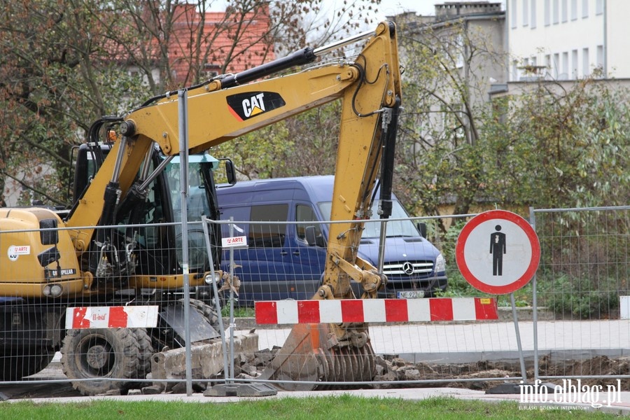 Prace na skrzyowaniu ul. 12 Lutego, Sonecznej i Trybunalskiej, fot. 5