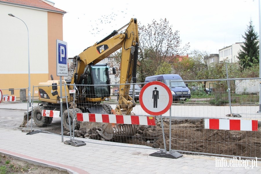 Prace na skrzyżowaniu ul. 12 Lutego, Słonecznej i Trybunalskiej, fot. 7