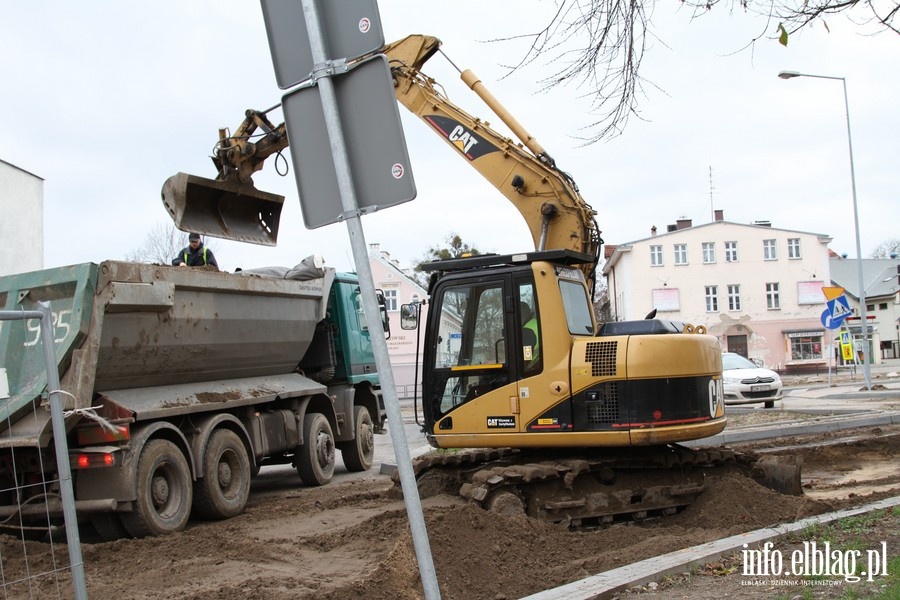 Prace na skrzyowaniu ul. 12 Lutego, Sonecznej i Trybunalskiej, fot. 8