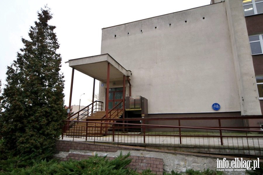 Budynek Komendy Miejskiej Policji w Elblgu, ul. Tysiclecia 3, fot. 10
