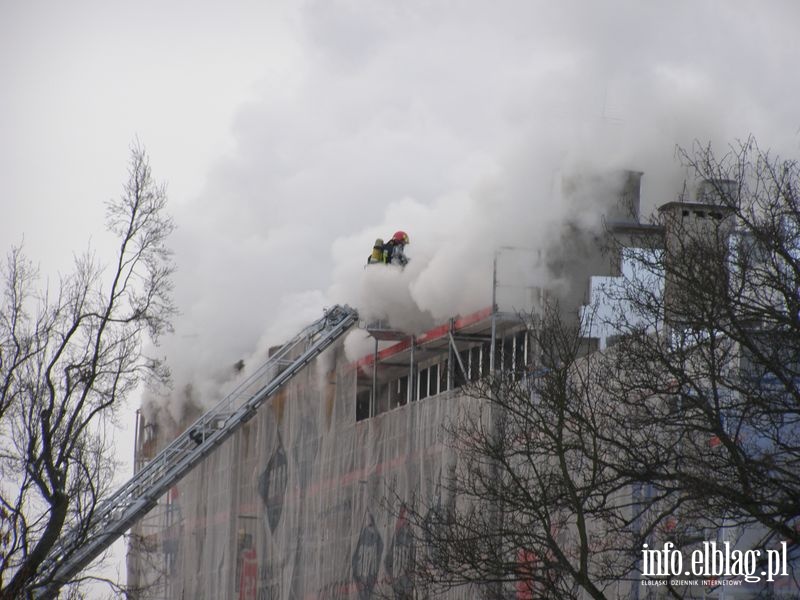 Szkoa Muzyczna nadal oblegana przez straakw, fot. 2