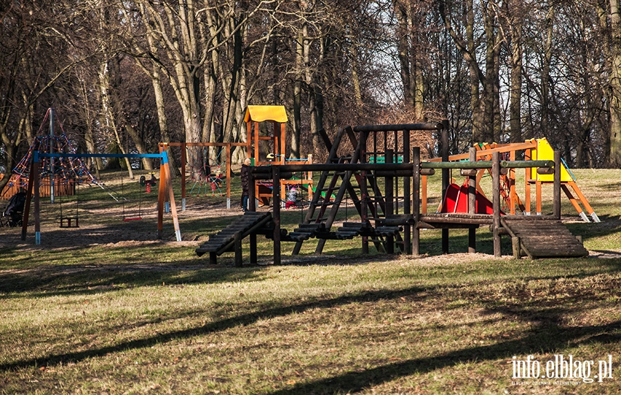 Park Modrzewie- luty 2014, fot. 12
