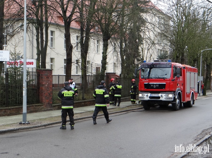 Faszywy alarm bombowy w dawnym szpitalu wojskowym, fot. 10