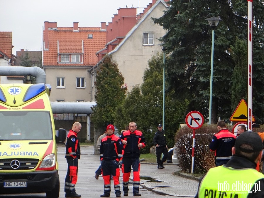 Faszywy alarm bombowy w dawnym szpitalu wojskowym, fot. 14