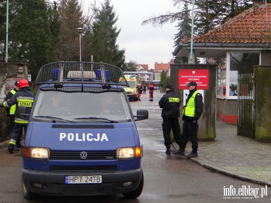 Faszywy alarm bombowy w dawnym szpitalu wojskowym, fot. 15