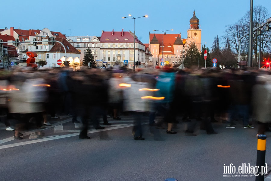 Miejska Droga Krzyowa - kwiecie 2014r., fot. 35
