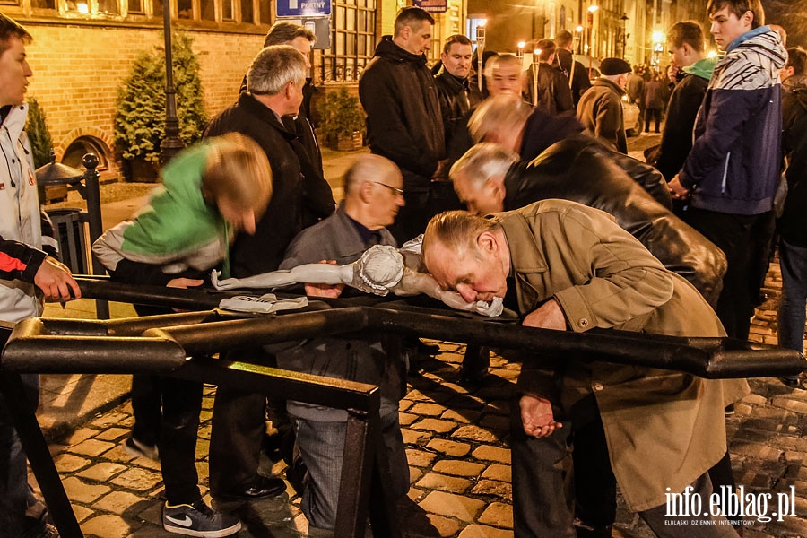 Miejska Droga Krzyowa - kwiecie 2014r., fot. 40