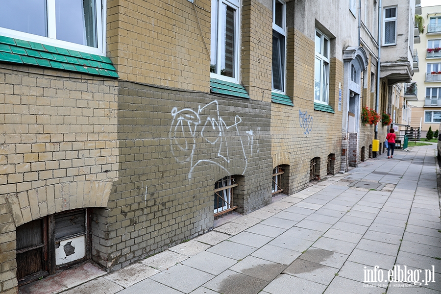 Zaniedbane ulice Elblga: Zacisze i Powstacw Warszawskich, fot. 22